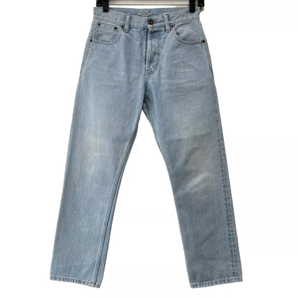 $950 Saint Laurent Light Wash Blue Denim Straight Fit Jeans size 28

High waist